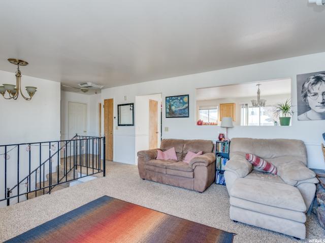 2044 E Newcastle Dr, Sandy, UT 84093 — photo 5