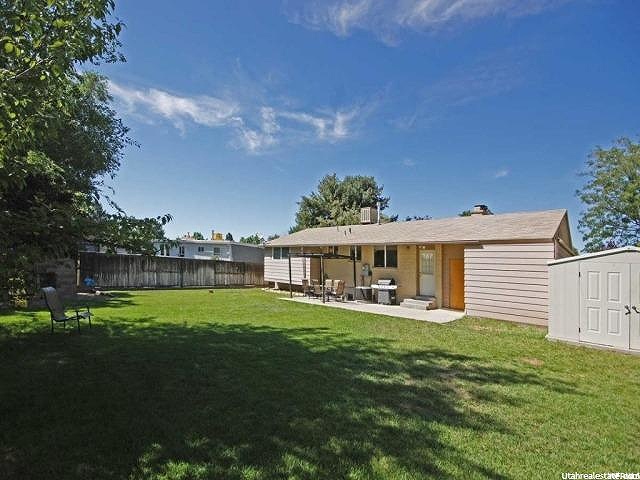 832 E Spartan Dr, Sandy, UT 84094 — photo 2