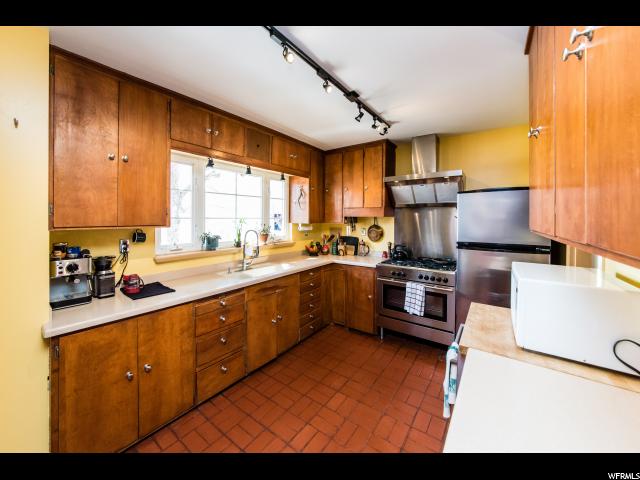 472 E 400 S, River Heights, UT 84321 — photo 10