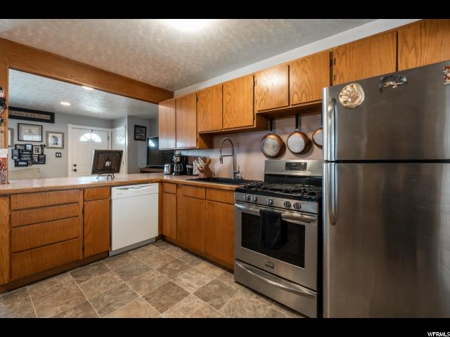 116 E North Lakeview Dr E, Clearfield, UT 84015 — photo 7