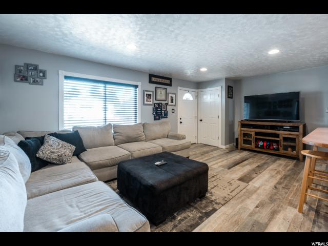 116 E North Lakeview Dr E, Clearfield, UT 84015 — photo 4
