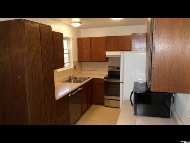 955 S 200 E, Layton, UT 84041 — photo 5