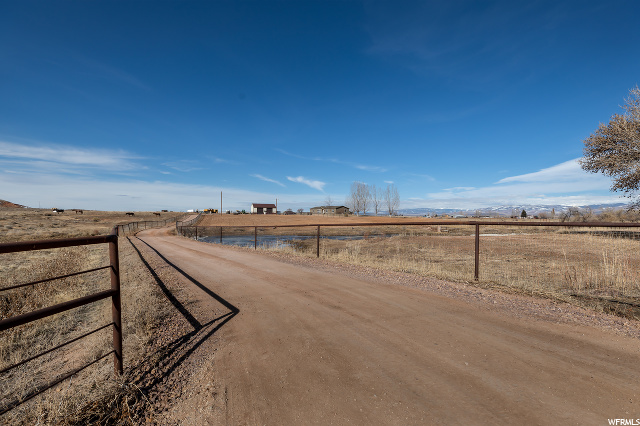 5711 N 9500 E, Lapoint, UT 84039 — photo 4