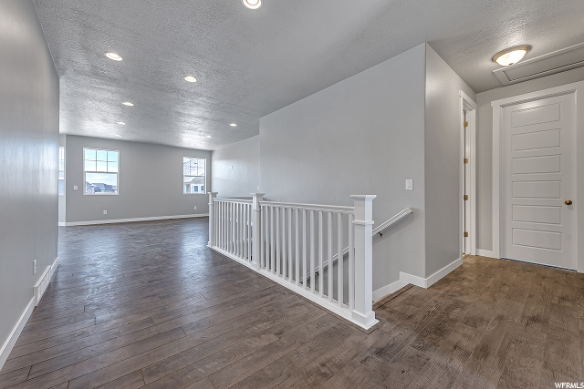 2463 N Saurus Crane Dr, Clinton, UT 84015 — photo 3
