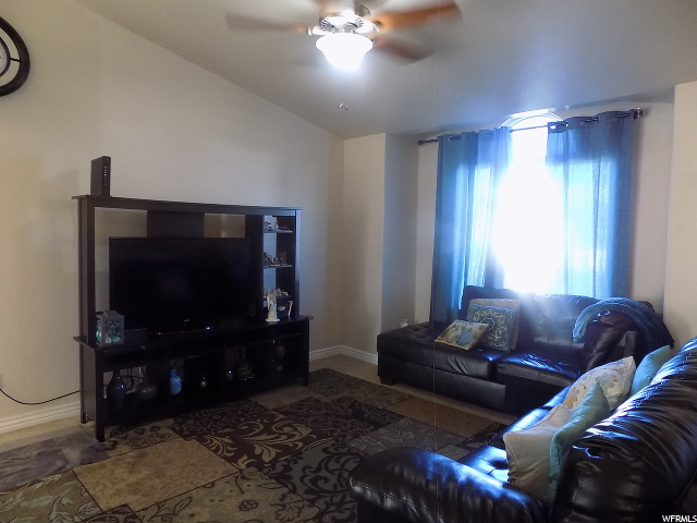 2113 N 550 W, Clinton, UT 84015 — photo 6