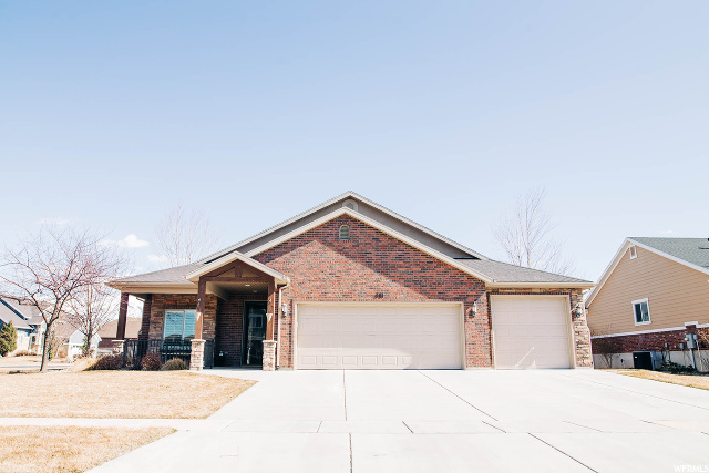 581 S 1375 W, Layton, UT 84041 — photo 2