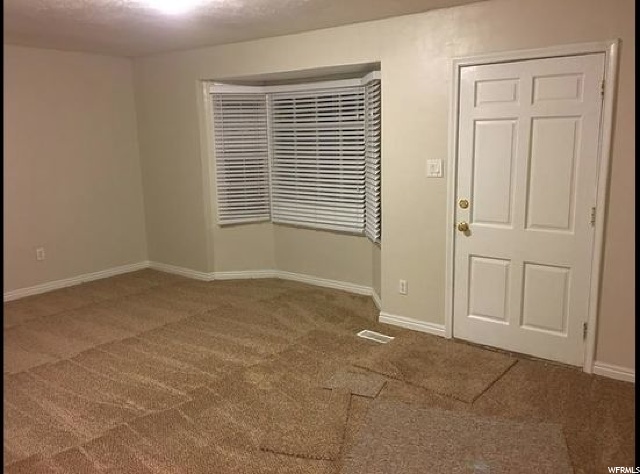 74 E N Lakeview Dr N, Clearfield, UT 84015 — photo 2
