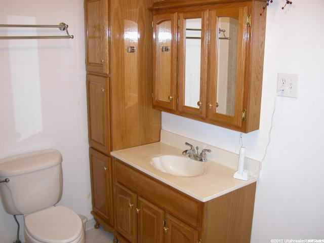 1140 S 1000 E, Clearfield, UT 84015 — photo 11