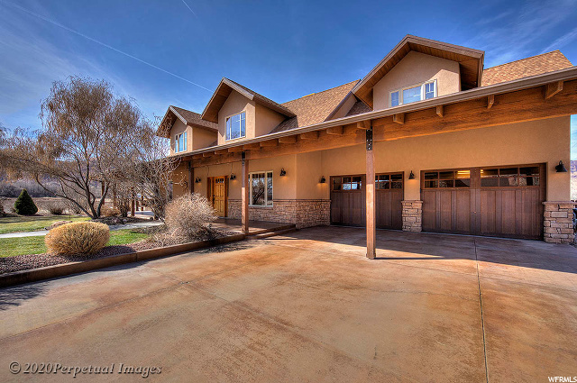 853 Rainbow Dr, Moab, UT 84532 — photo 6
