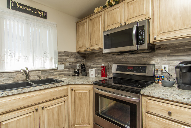 1043 Camas, Pocatello, ID 83204 — photo 5