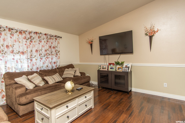 1043 Camas, Pocatello, ID 83204 — photo 3