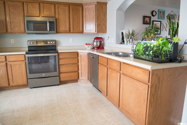 686 Trail Cir, Logan, UT 84321 — photo 2