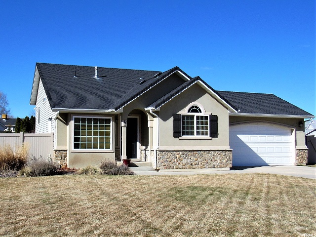 1847 N 850 E, North Ogden, UT 84414 — photo 2