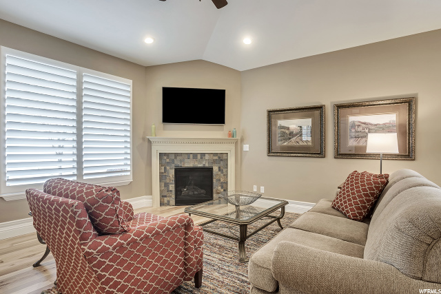 111 E Danta Dr, Draper, UT 84020 — photo 5