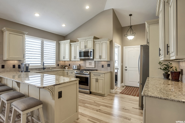 111 E Danta Dr, Draper, UT 84020 — photo 9