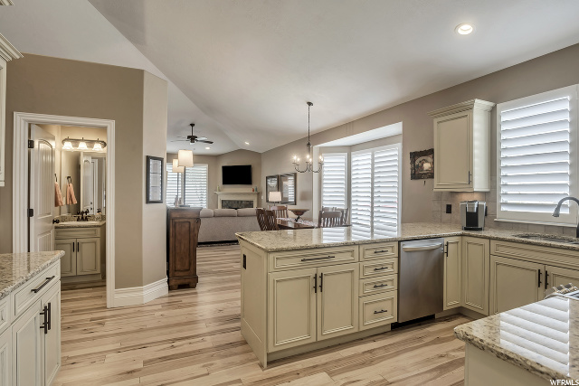 111 E Danta Dr, Draper, UT 84020 — photo 11