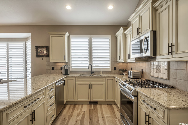 111 E Danta Dr, Draper, UT 84020 — photo 10