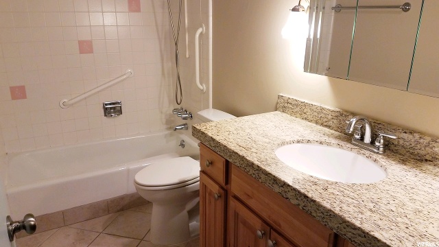 2367 Chateau Dr, Roy, UT 84067 — photo 6