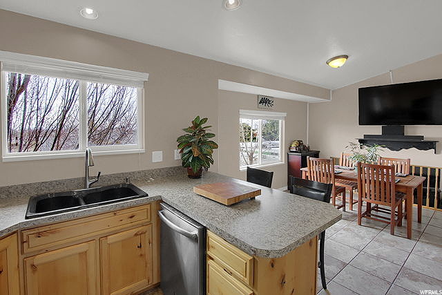 5437 S 2450 W, Roy, UT 84067 — photo 7