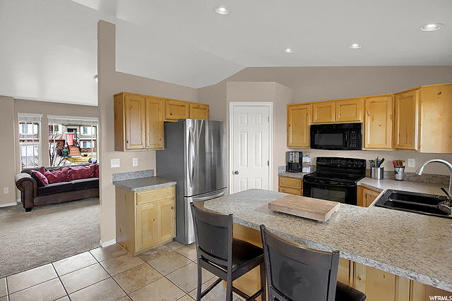 5437 S 2450 W, Roy, UT 84067 — photo 5