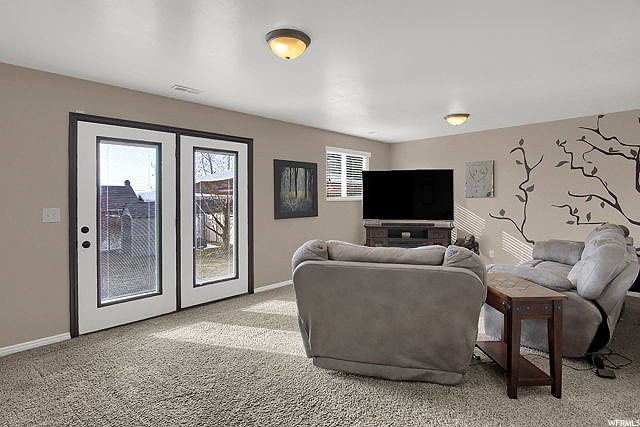 5437 S 2450 W, Roy, UT 84067 — photo 9