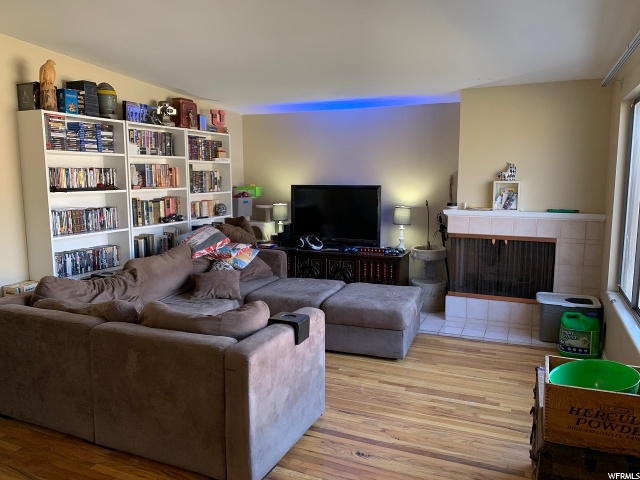 379 N 350 W, Bountiful, UT 84010 — photo 2