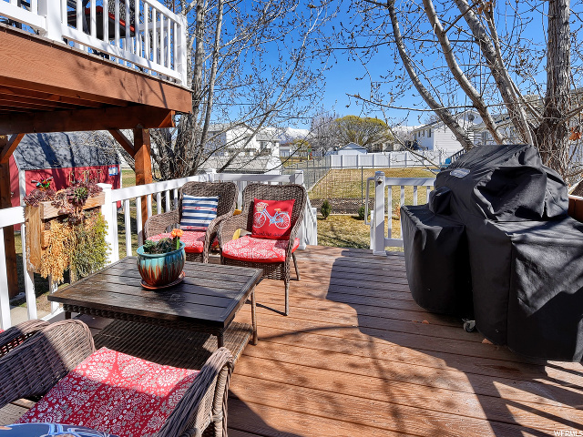 1592 N 2615 W, Clinton, UT 84015 — photo 8