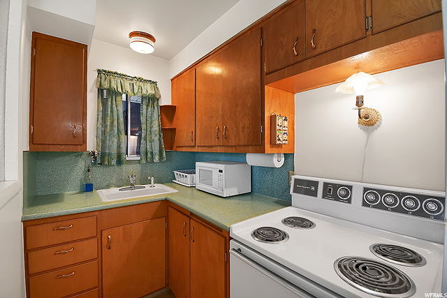 101 W 2800 S, Bountiful, UT 84010 — photo 10