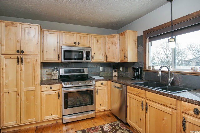 5779 S 5500 W, Hooper, UT 84315 — photo 10