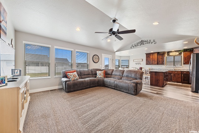 661 E 100 N, Tremonton, UT 84337 — photo 8