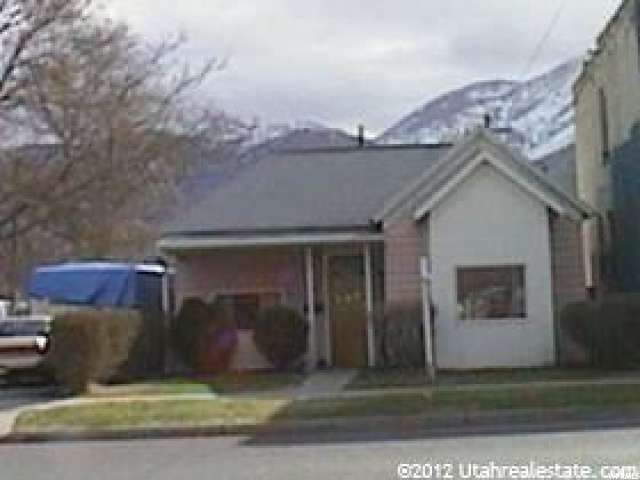 2712 S Lincoln Ave E, Ogden, UT 84401