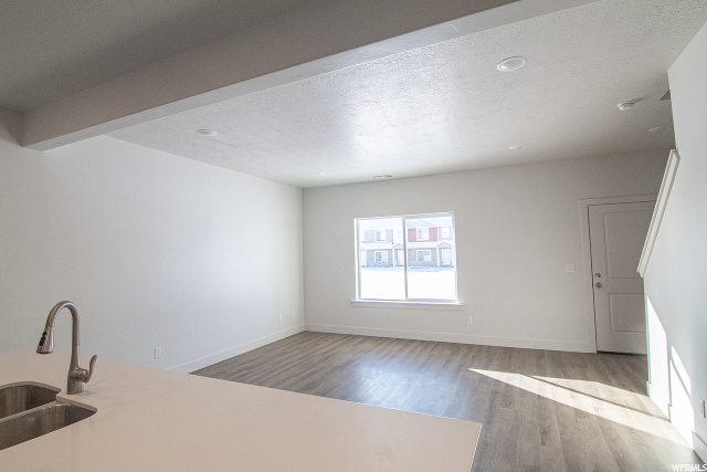 419 S 1540 E, Hyrum, UT 84319 — photo 4