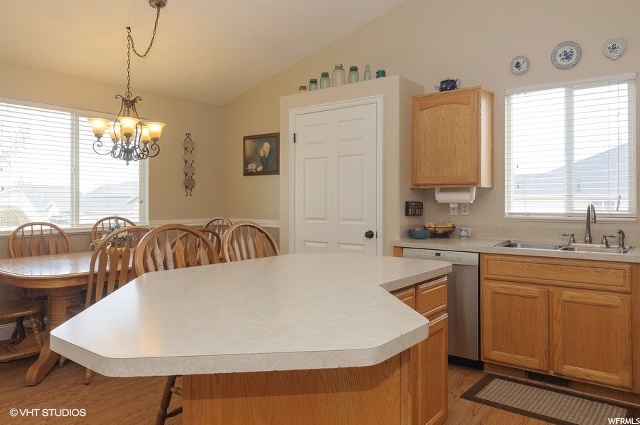 2481 N 2350 W, Clinton, UT 84015 — photo 6