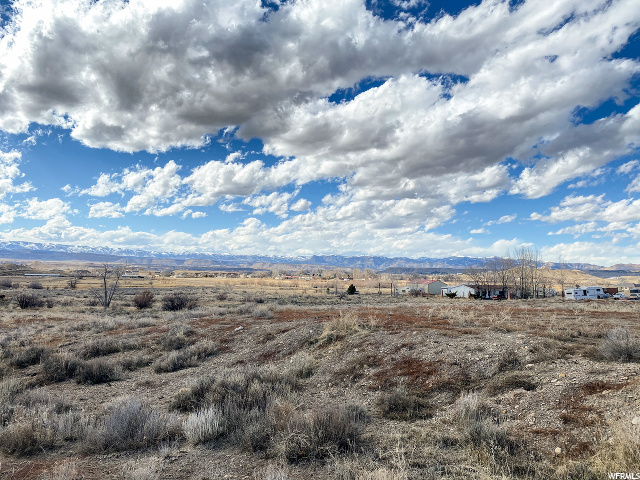 1300 S 2350 E Dimick Ln E, Price, UT 84501 — photo 3