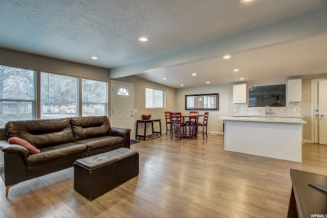 911 E Carnation Dr, Sandy, UT 84094 — photo 11