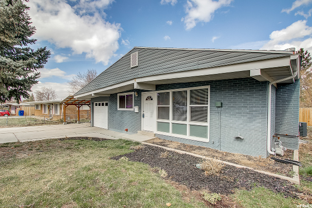911 E Carnation Dr, Sandy, UT 84094 — photo 4