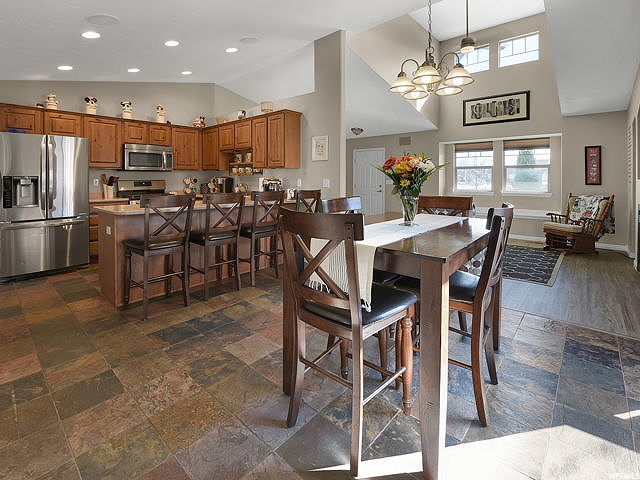 2417 N 2775 W, Clinton, UT 84015 — photo 7