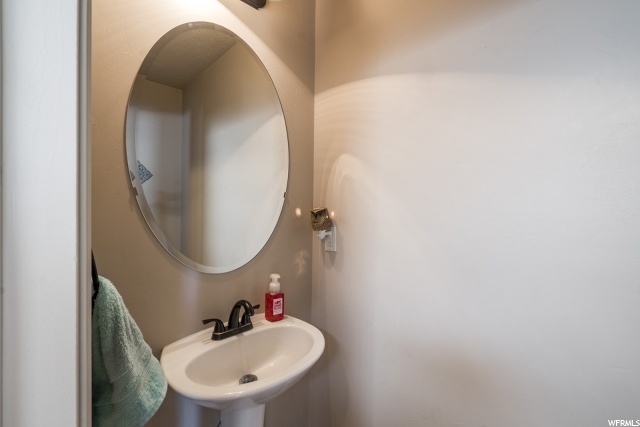 5436 S 3200 W, Roy, UT 84067 — photo 5