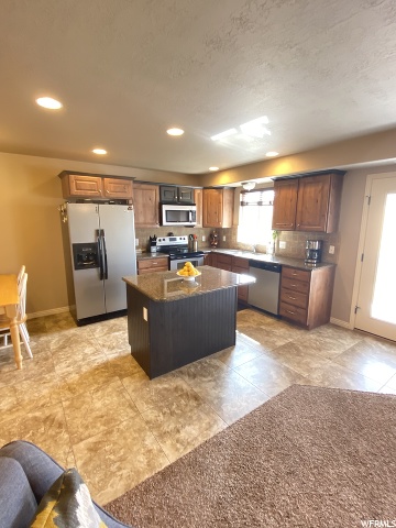 1865 W 5050 S, Roy, UT 84067 — photo 4