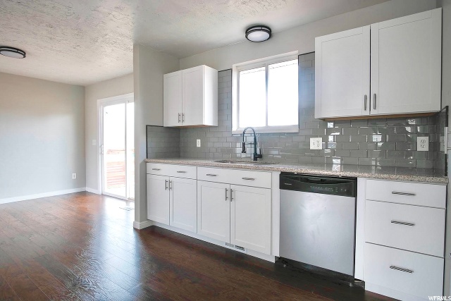 1009 E Buchnell Dr, Sandy, UT 84094 — photo 9