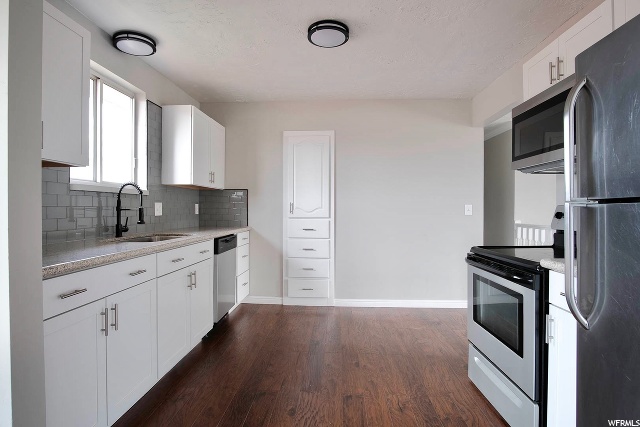 1009 E Buchnell Dr, Sandy, UT 84094 — photo 8