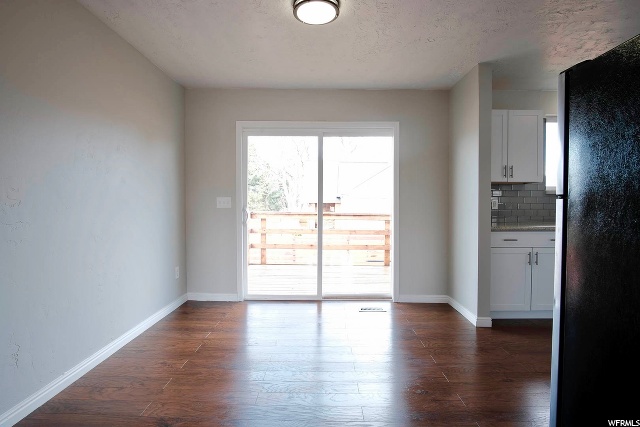 1009 E Buchnell Dr, Sandy, UT 84094 — photo 11