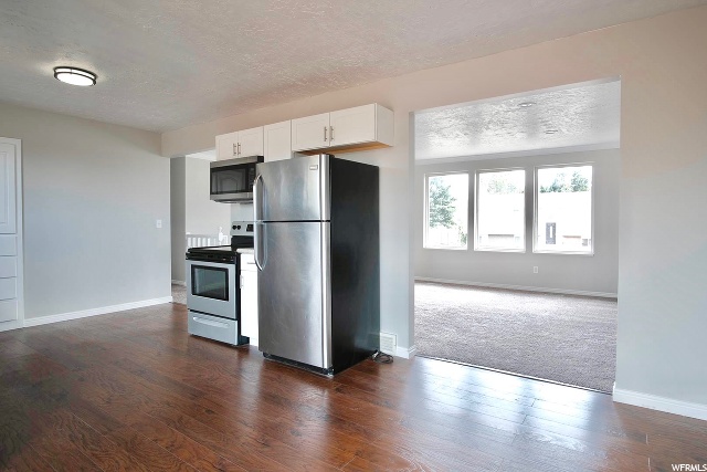1009 E Buchnell Dr, Sandy, UT 84094 — photo 7
