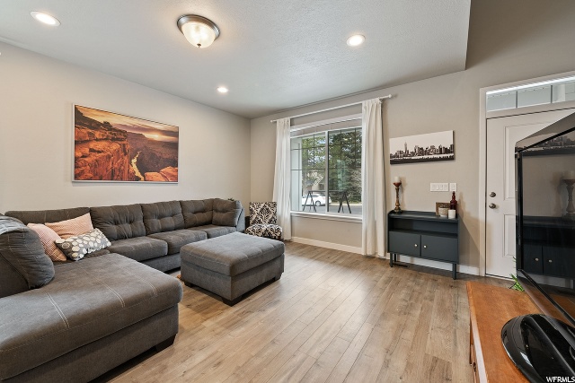 277 E 340 N, North Salt Lake, UT 84054 — photo 5