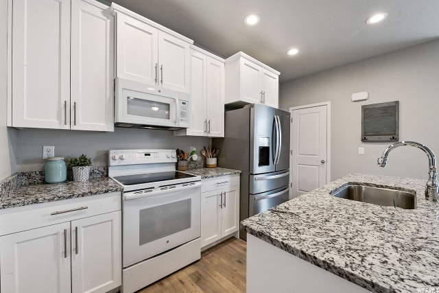 277 E 340 N, North Salt Lake, UT 84054 — photo 8