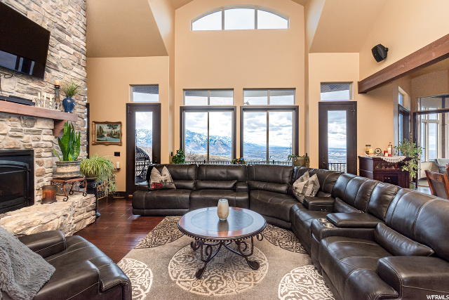 5055 Waterfall Dr, Pleasant View, UT 84414 — photo 6