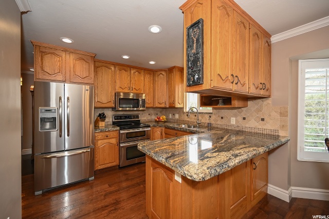9040 S 1700 E, Sandy, UT 84093 — photo 12
