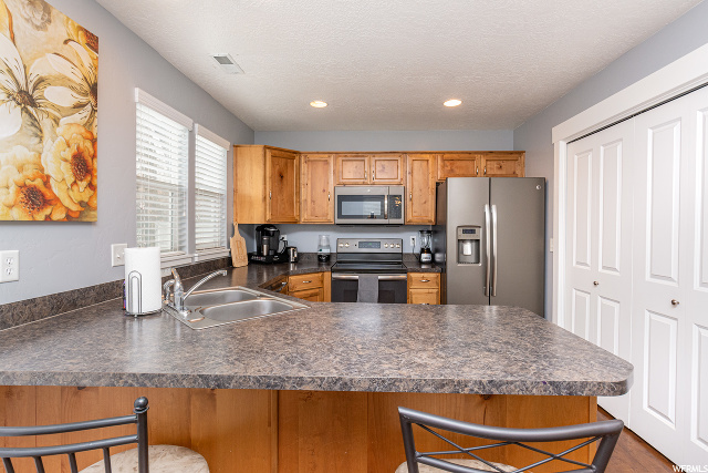 2372 S Liberty Ave E, Ogden, UT 84401 — photo 10