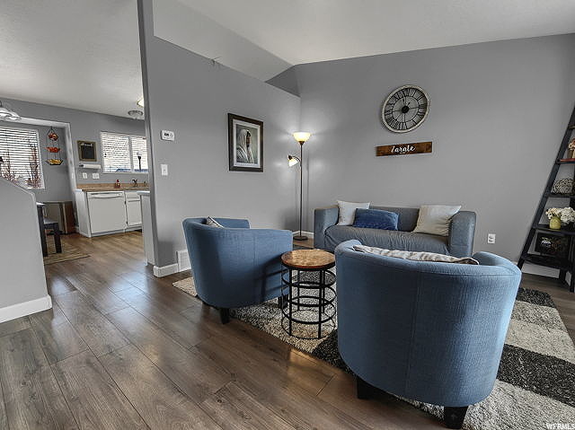 2116 W 2265 N, Clinton, UT 84015 — photo 2