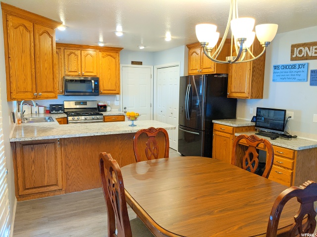 180 W 2050 S, Clearfield, UT 84015 — photo 7